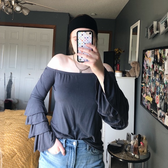 Off the Shoulder Dark Gray Top - Picture 10 of 10
